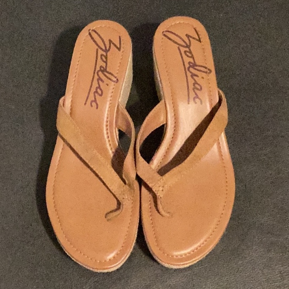 NWOT Zodiac Size 11M Rio Thong Platform Wedge Sandals‎